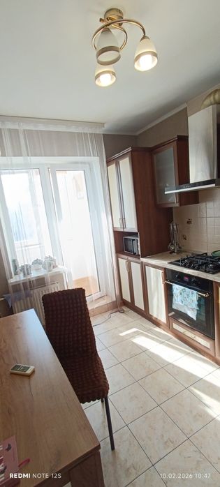 Здам двокімнатну квартиру на Пісках