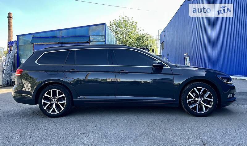 Volkswagen Passat B8 2015рік12місяць