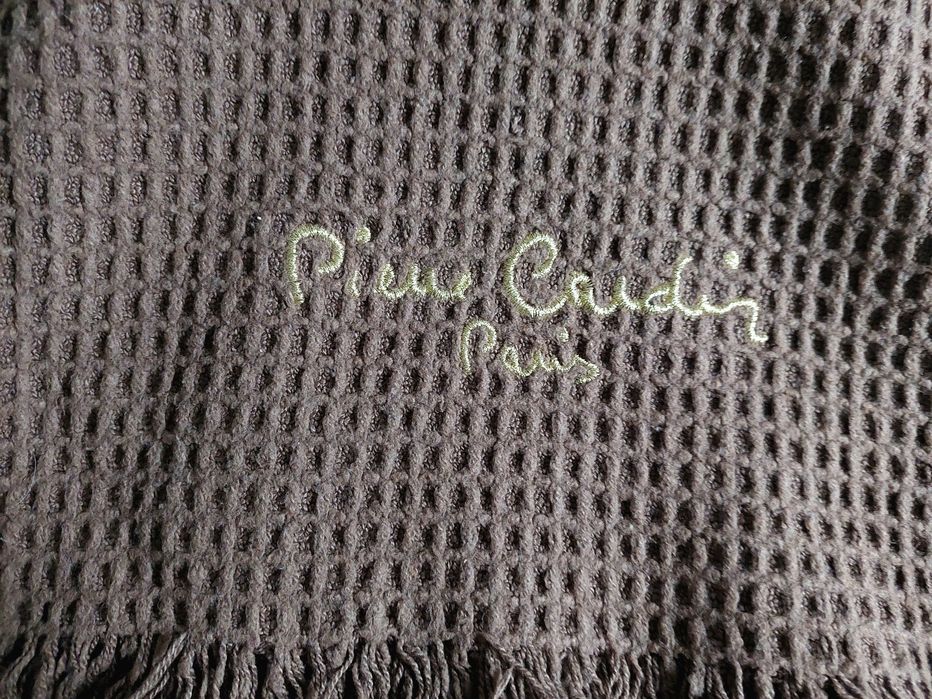 Pierre Cardin Blanket64752387332099122