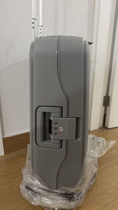 Mala samsonite s’cure