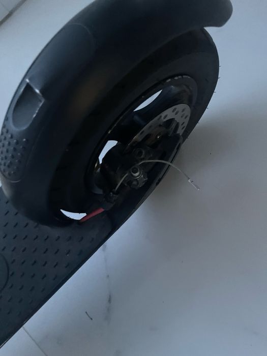 Продам електросамокат Proove