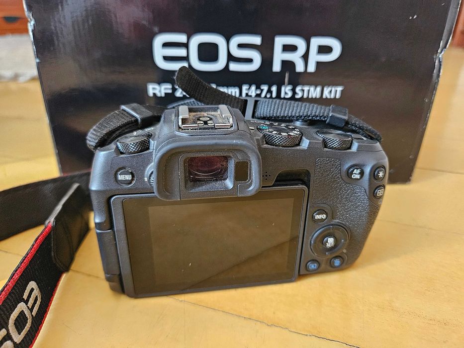 Canon EOS RP - Kit RF 24-105mm F4-7.1