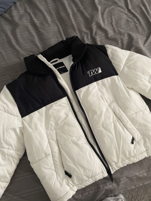 Курточка  біла  tally weijl