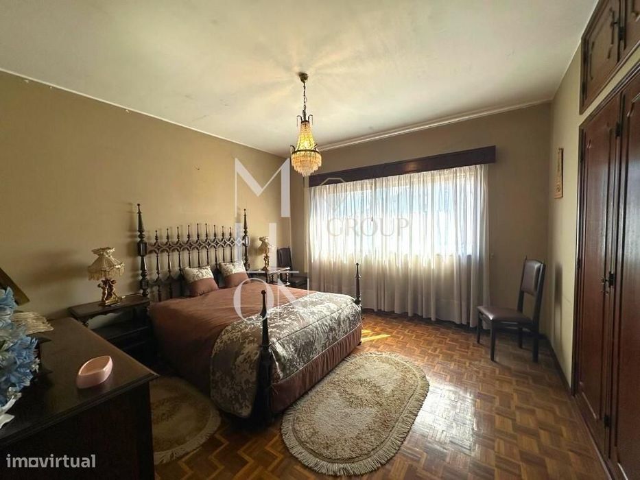 Moradia T5 Em Bustos | Lote De 2.050 M² | Oliveira Do Bairro