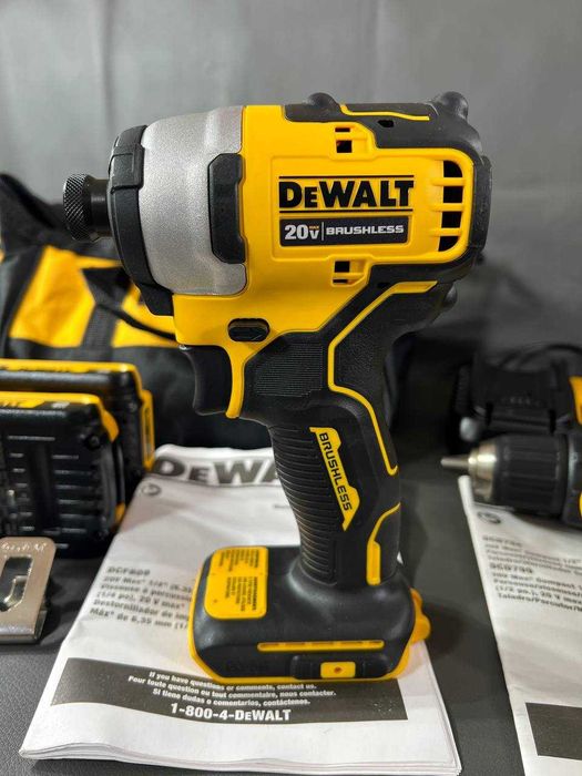 Набір шуруповерт і імпакт DEWALT DCK225D2 ATOMIC Compact Series 220V