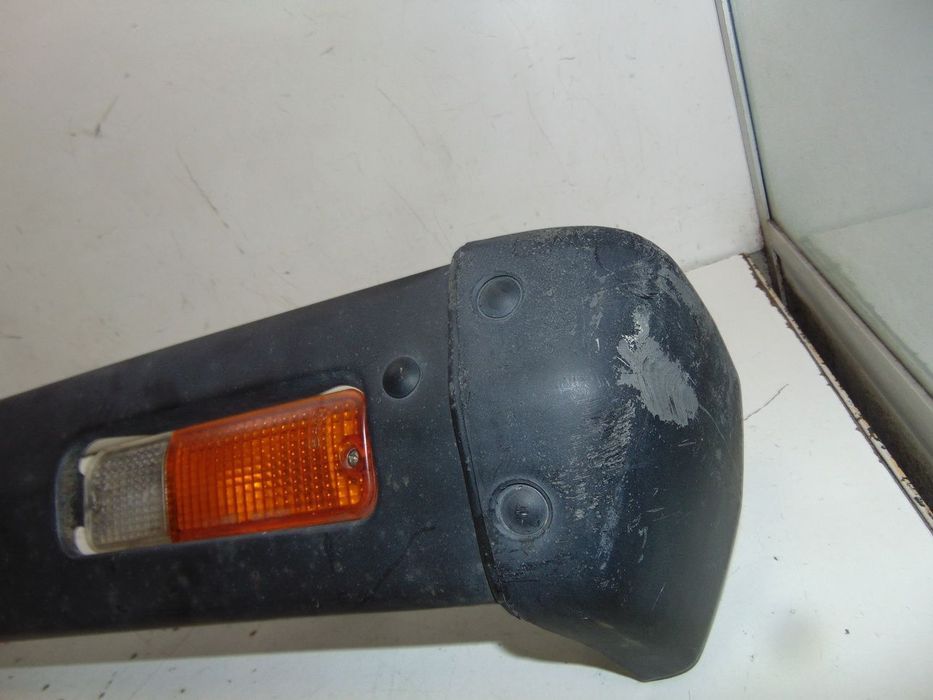Datsun urvan para-choques
