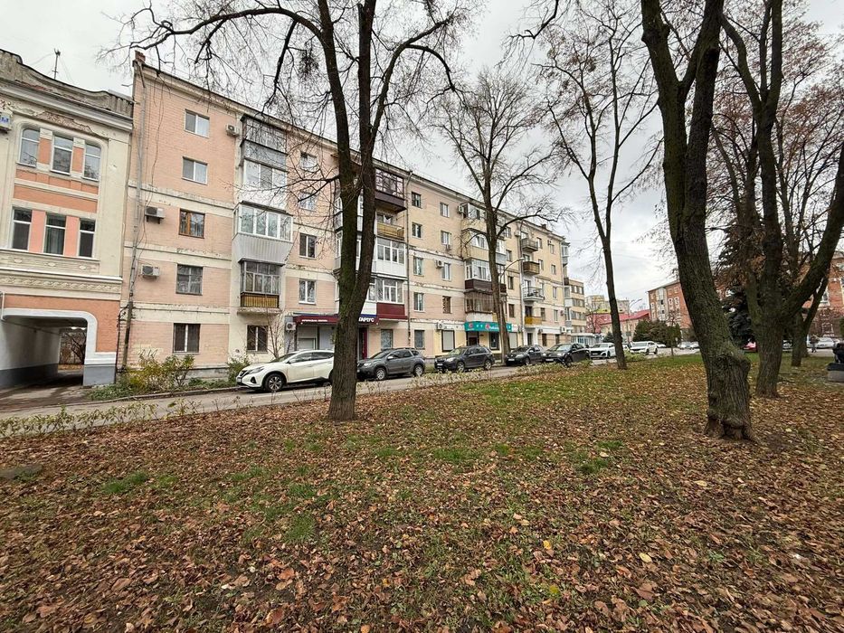 Двокімнатна квартира. Центр. Юліана Матвійчука.