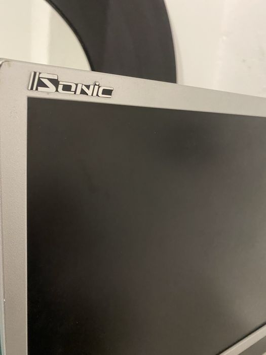 Para venda Monitor Sonic em bom estado