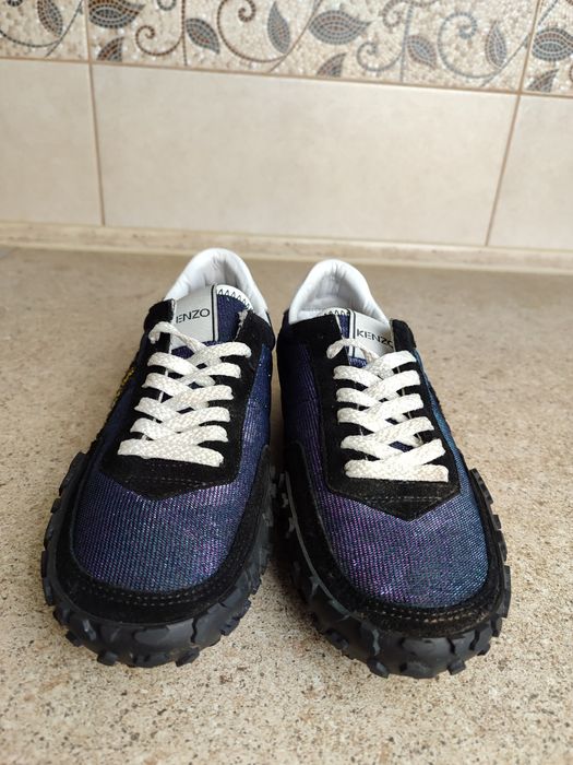 Кросівки KENZO р.36 довжина устілки 23,5 см.