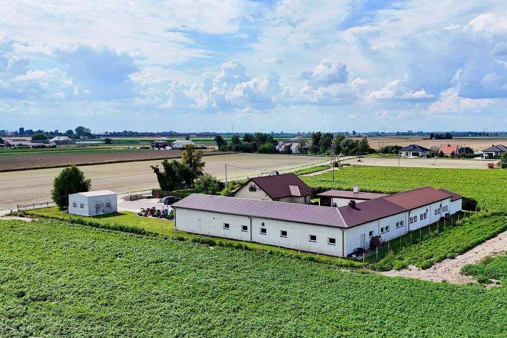 Dom Hala Magazyn