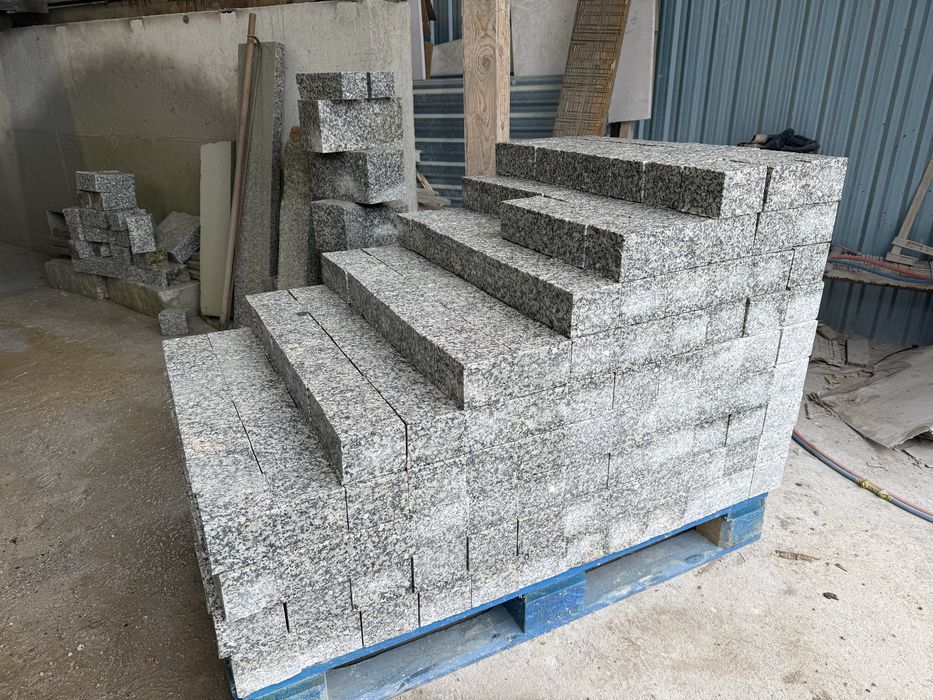 Kostka granitowa cięta 10x10x8