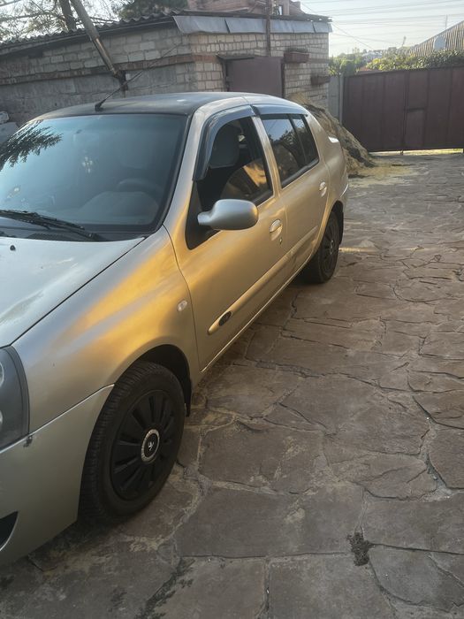 Renault clio symbol 2007