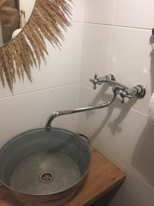 Продаж комерційного приміщення Героїв Упа , зараз діючий салон краси