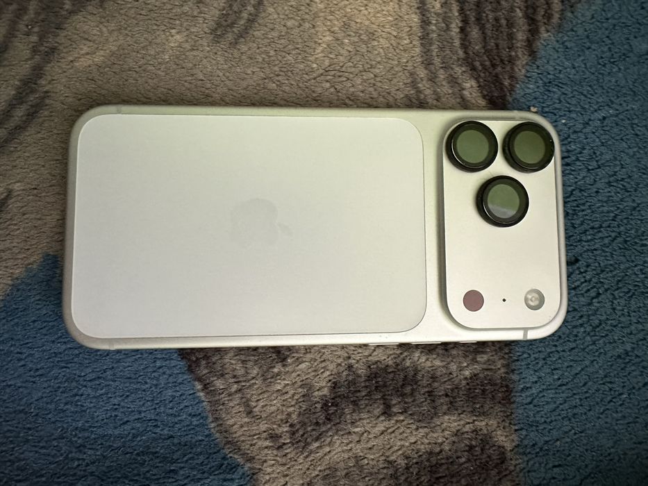 Iphone 17 pro max 512 gb silver