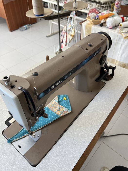 Maquina de costura semi industrial