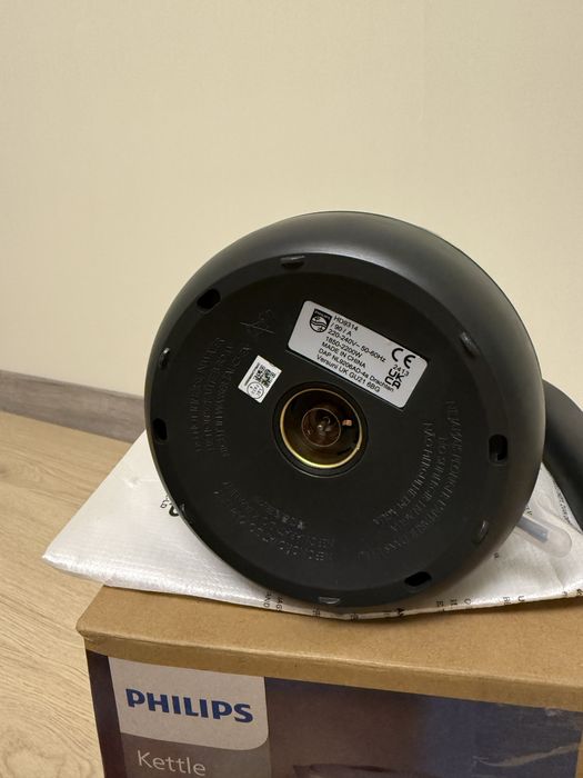 Електрочайник Philips Series 1000 HD9314/90