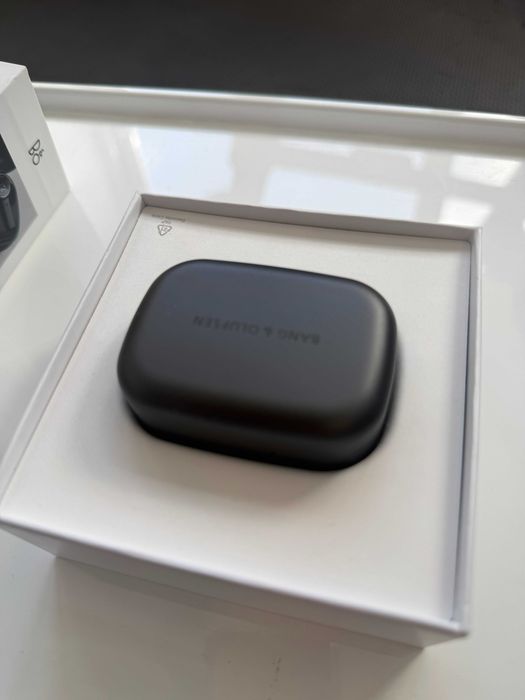 Bang & Olufsen Beoplay EX (Preto Antracite) - Novos, caixa aberta