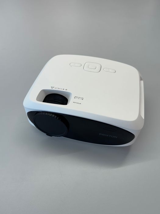 Projetor + tela de projeção motorizada + fixação de projetor