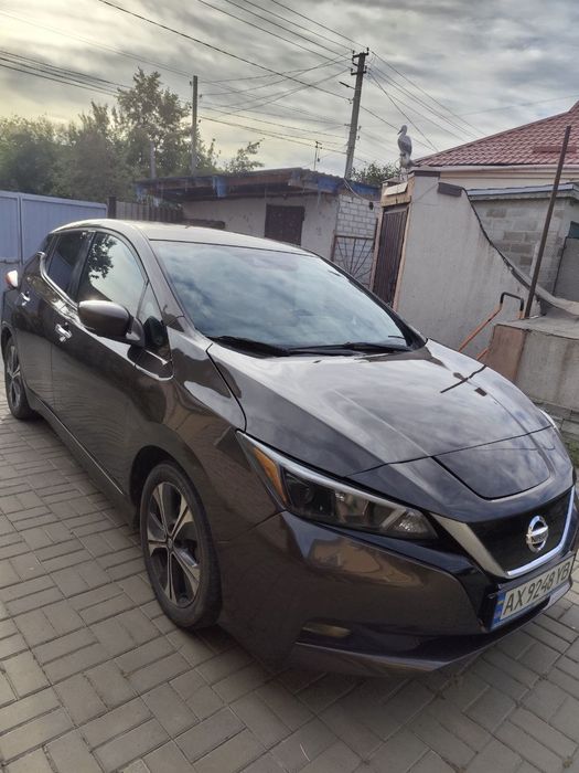Продам Nissan leaf 2