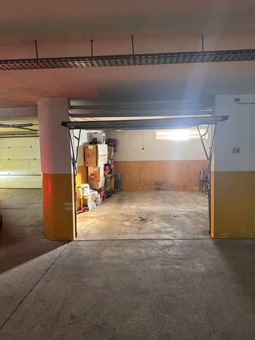 Garagem box  eletrocerãmica