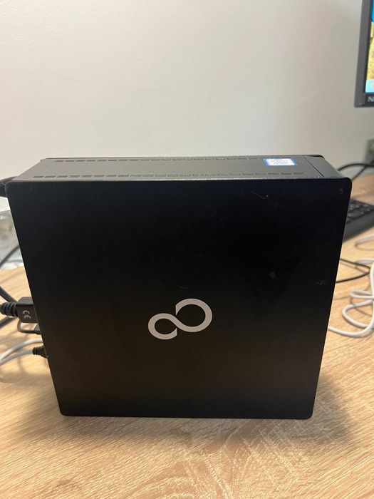 Mini PC Fujitsu ESPRIMO Q556/2 i5 8GB 512SSD  WINDOWS 11 H