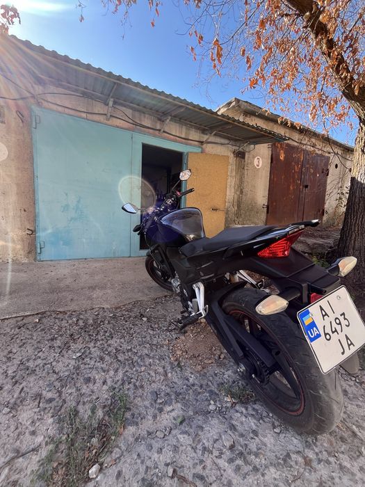 Продам Honda cb250f