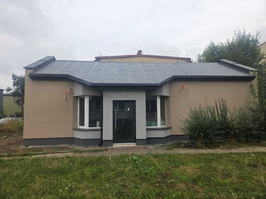 Lokal 40 m² Knurów, ul. Chrobrego 11A | Klimatyzacja | Woda w kilku miejscach | Parking