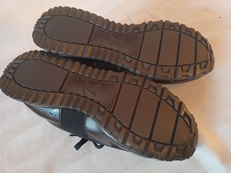 Louis Vuitton roz. 42 - dł. wkładki  27,5 cm - skóra- super stan
