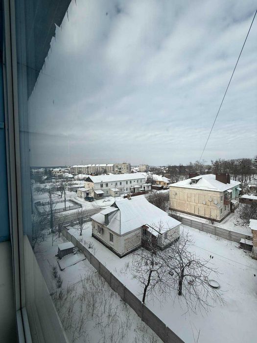 Продаж 2-кімнатної квартири в смт Рокитне, Київська область