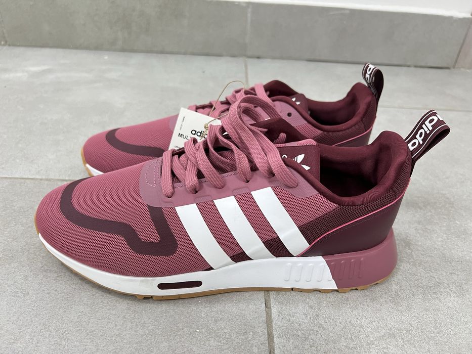 あか Кросівки чоловічі adidas multix 41 1/3: 1 800 грн. - Кроссовки для