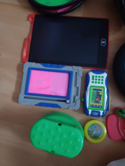 Zabawki i gry dla dziecka