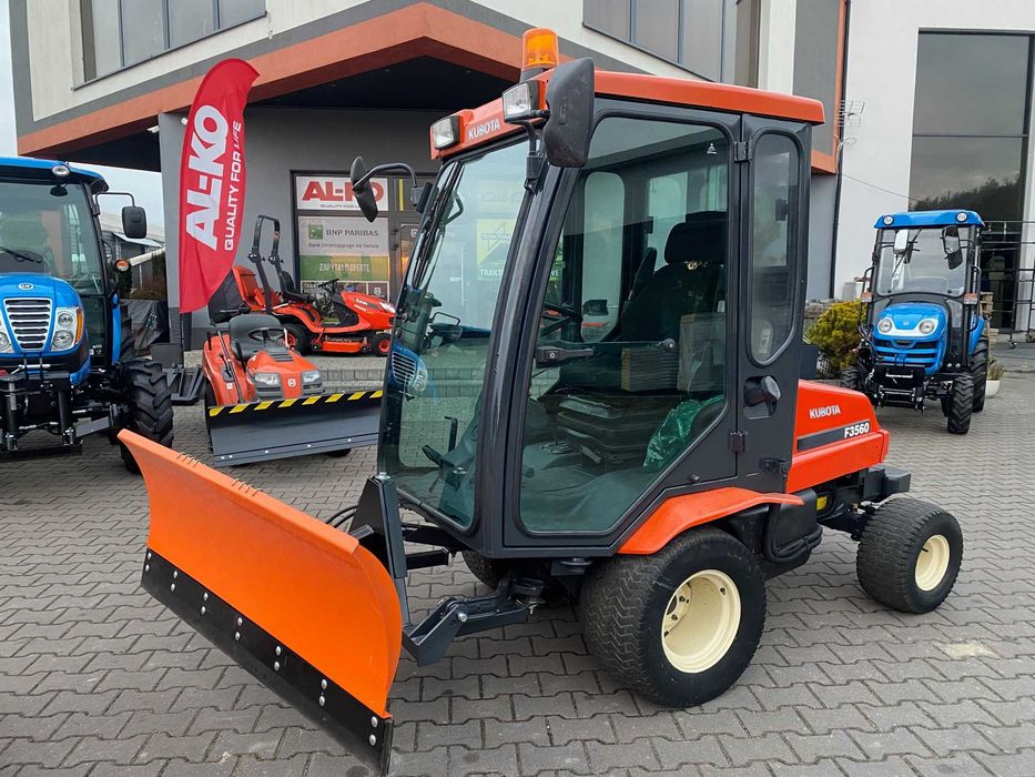 Traktor kosiarka Kubota F3560 4-cyl, kabina pług, 35KM, 4X4