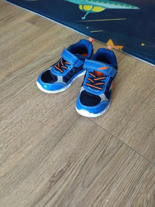 Buciki sportowe 24 rozmiar dzieciece