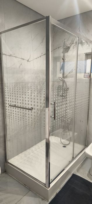 Base de duche com cabine