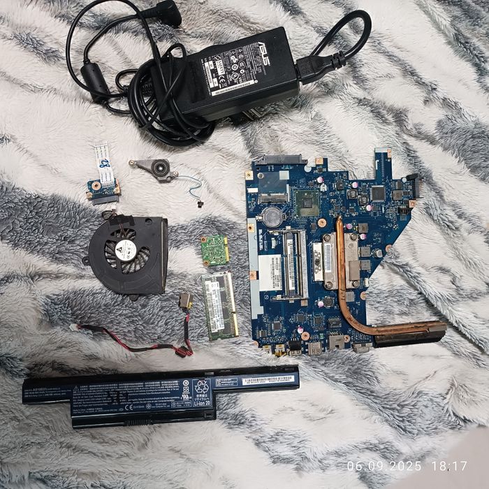 Продам ноутбук Acer aspire 5742