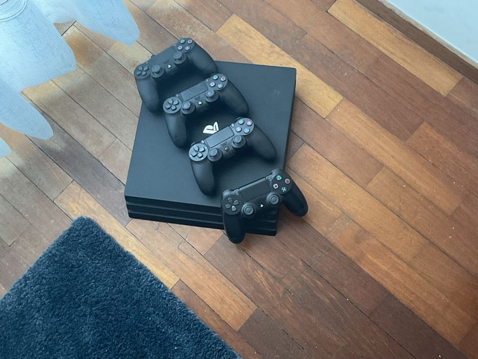 Ps4 pro +4 comandos
