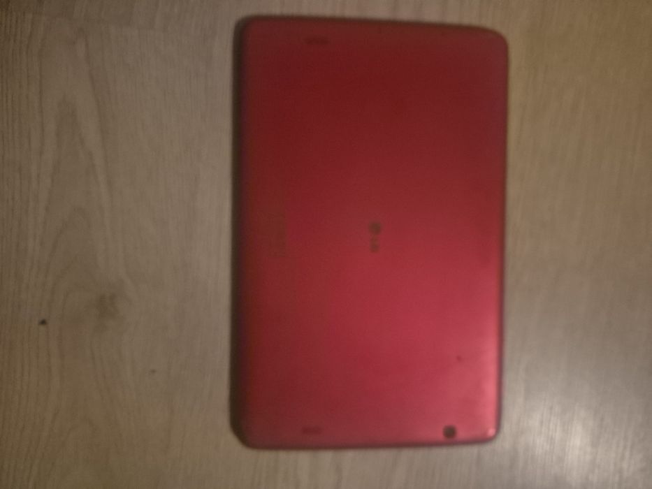 LG G Pad 10.1 V-700 екран цілий  запчастини