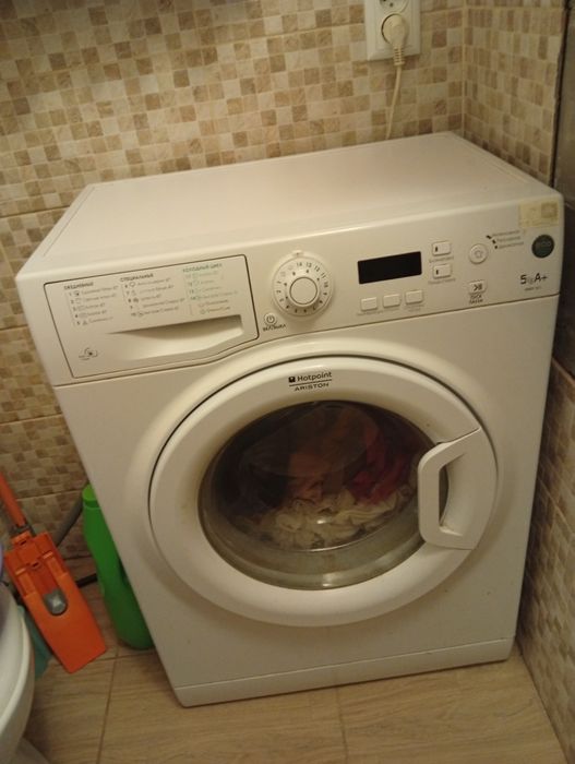 Продам стиральную машину