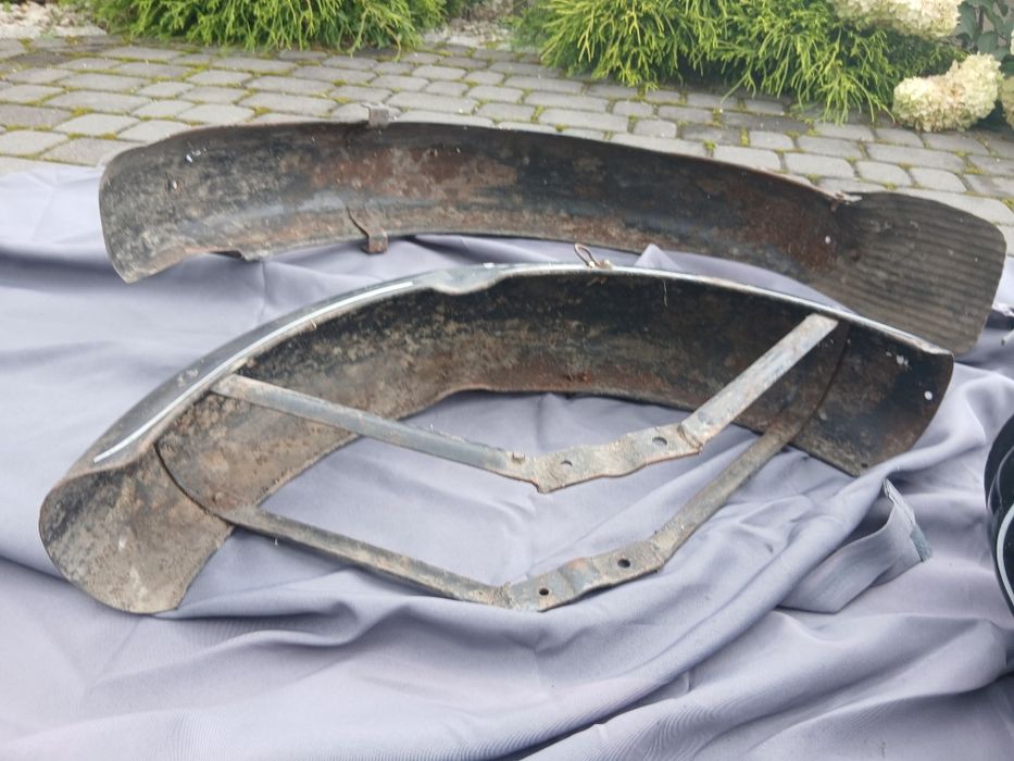 Zestaw błotników i zbiornik garburska WSK