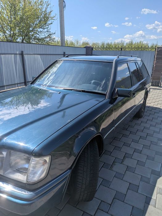 Mercedes-Benz E-Class 1993 VIN WDB1240881F267553 фото оголошення 2 з 21