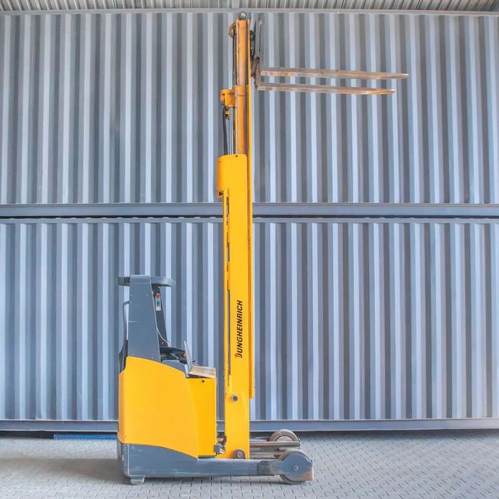 Jungheinrich ETV 325  wózek ETV325 wysoki skład, reach truck, wózek boczny, elektryczny