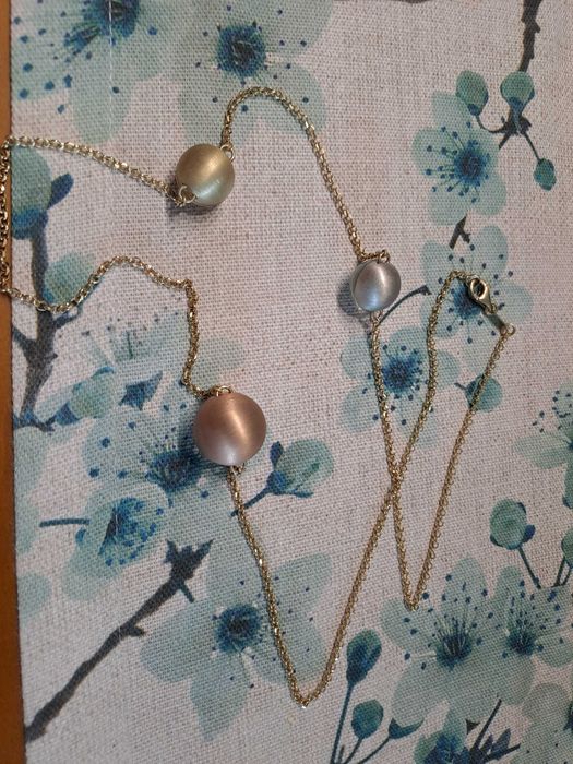 Colar em prata dourada