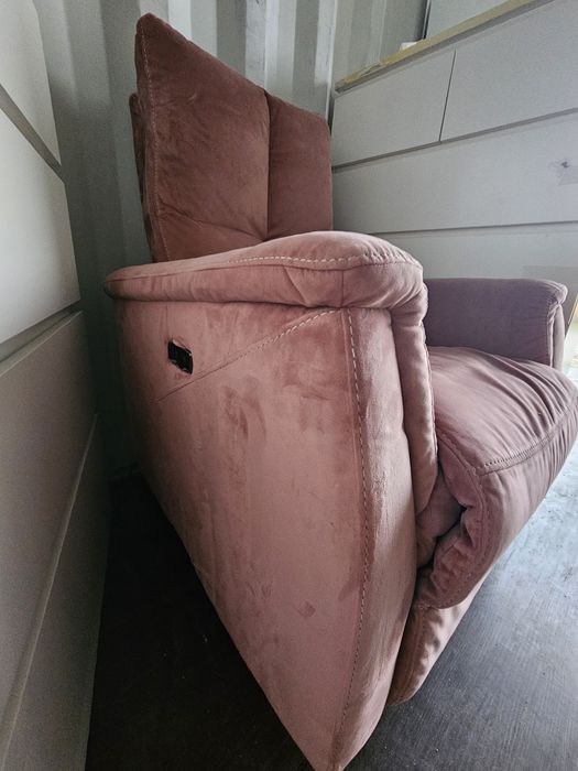 Fotel rozkładany NEPTUN VELVET róż  /dostawa