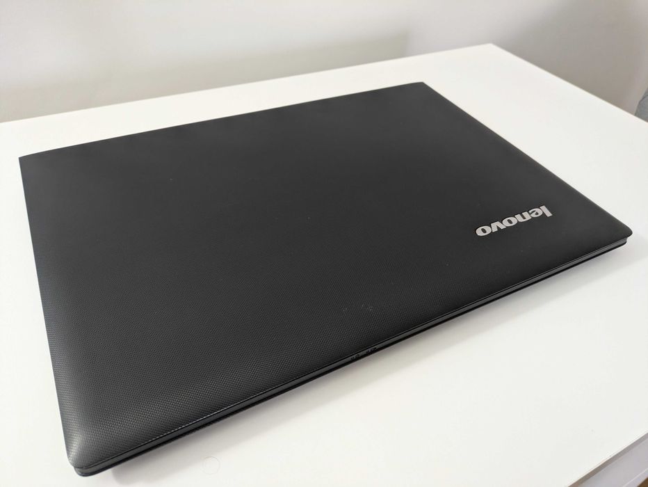 Laptop Ultrabook Lenovo 15.6" Jak Nowy Ram 8GB USB 3.2 Bateria 4 godz