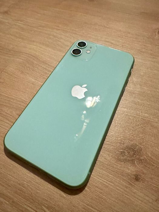 iPhone 11 zielony w stanie bdb