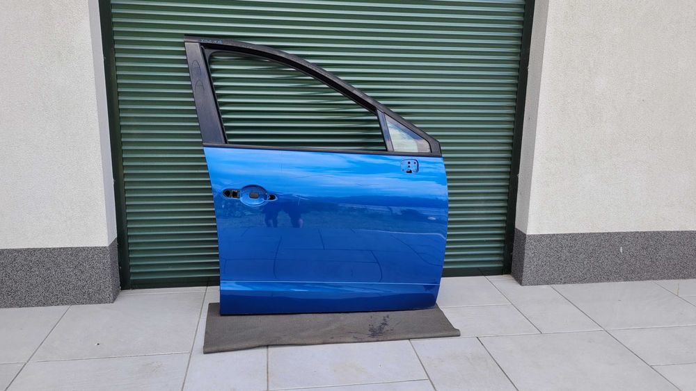 Renault scenic III 3 drzwi prawe przednie prawy przód kolor TERNA