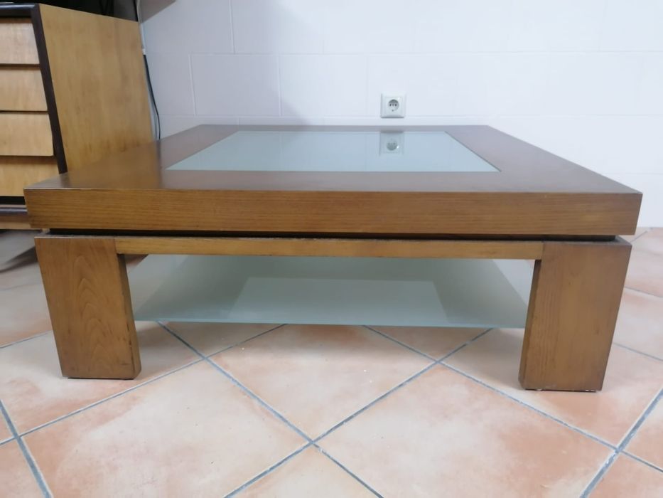 Mesa de centro de sala64752325208194122