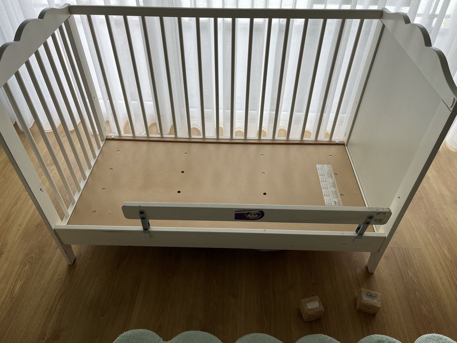 Berco de madeira IKEA - com colchão colunex