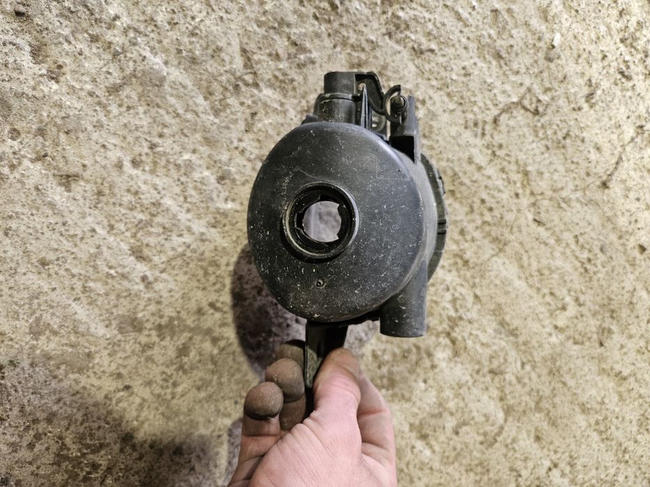 Halogen prawy bmw E90 E91 swiatlo prawe przeciwmgłowe lampa przód