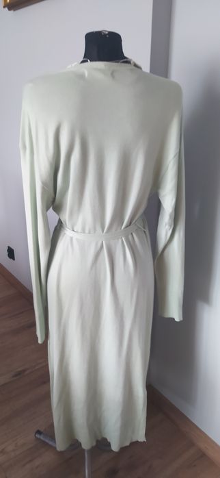 Sweter damski długi New Yorker S